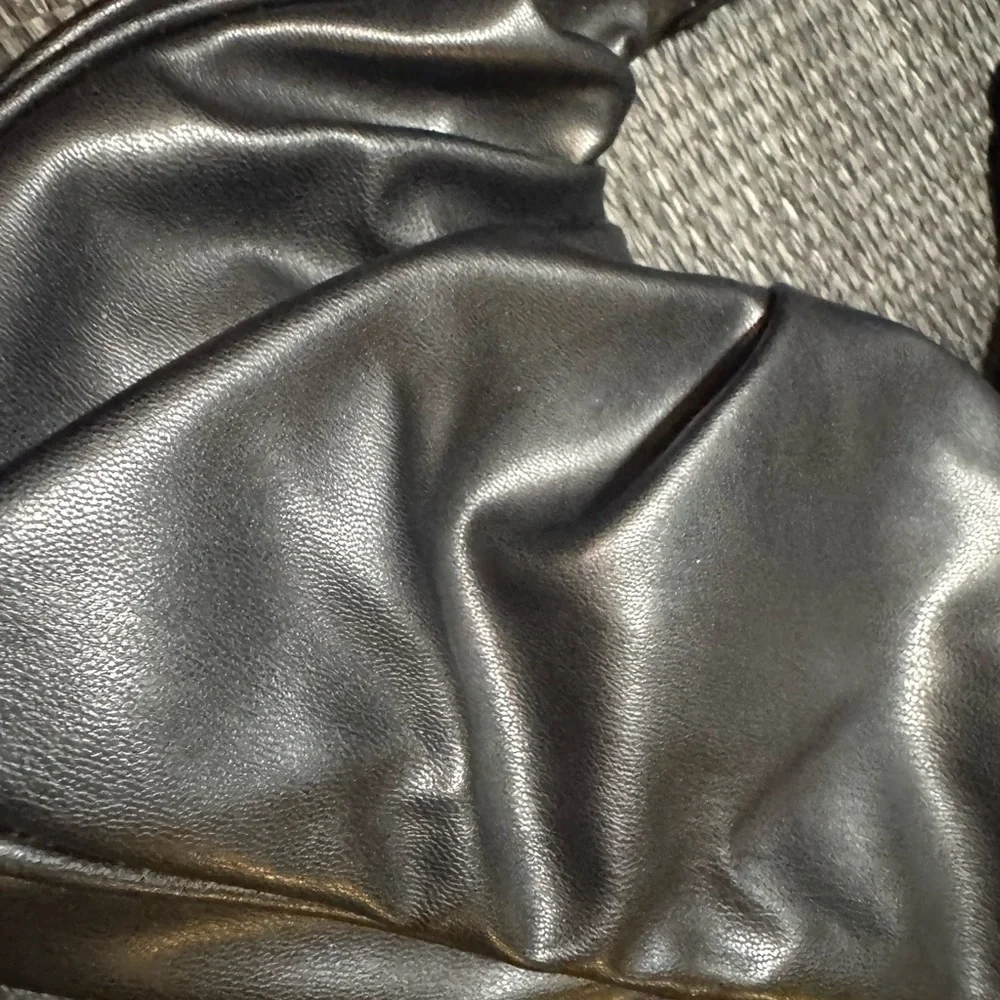 Olivia and Kate Black Women's Bag